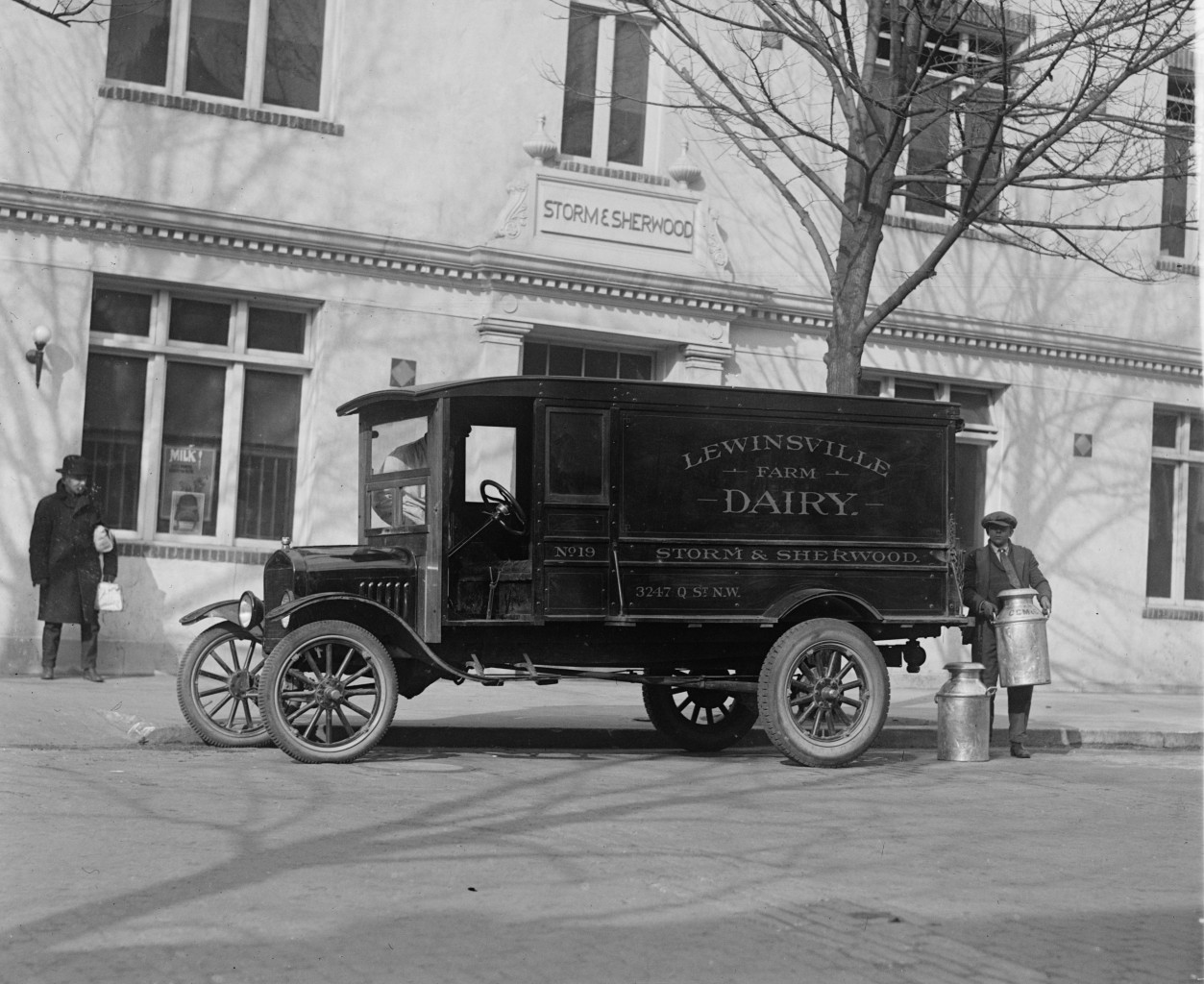 TT Delivery Van - Lewinsville Farms