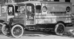TT Delivery Van - Manhattan Laundry