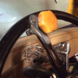 Steering Wheel: Spinner Knob