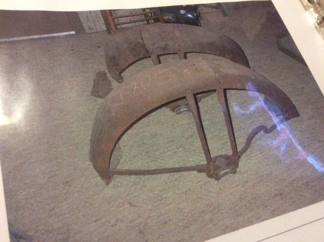 Body: Aftermarket Front Fenders
