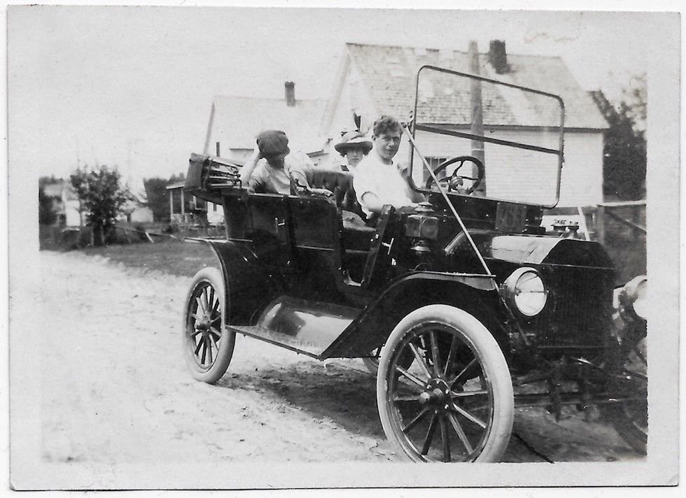 1911 aftermarket fore-door maybe Irvin