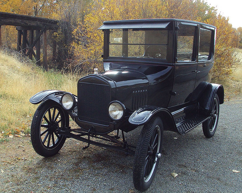 Tudor Sedan