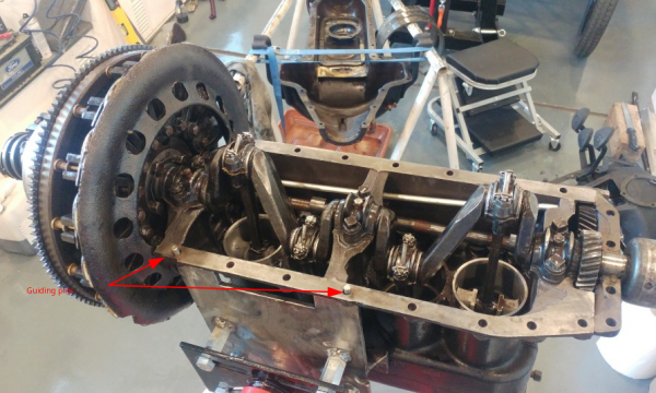 Guiding pins of engine adapter
