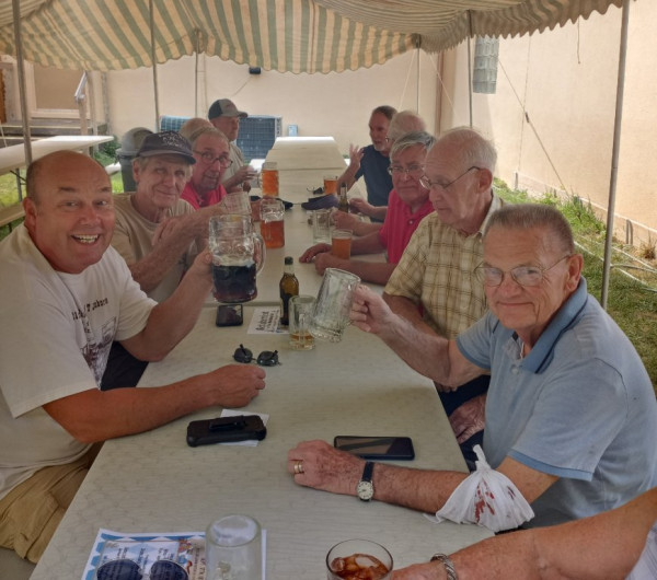 Fun, Bier, fellowship!