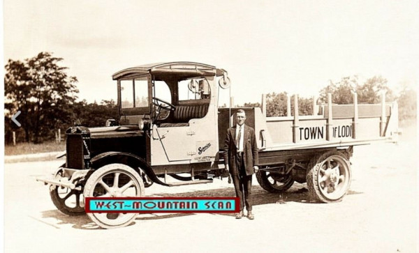 Town of Lodi.JPG