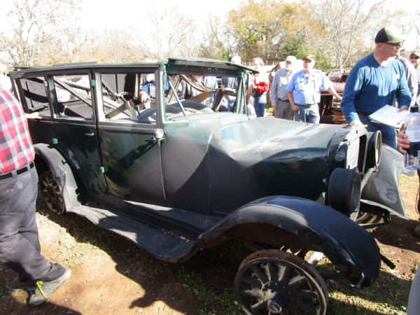 Auction  (37).JPG