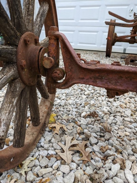 Yoke and Spindle 2.jpg