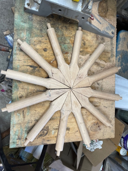 Spokes in a circle