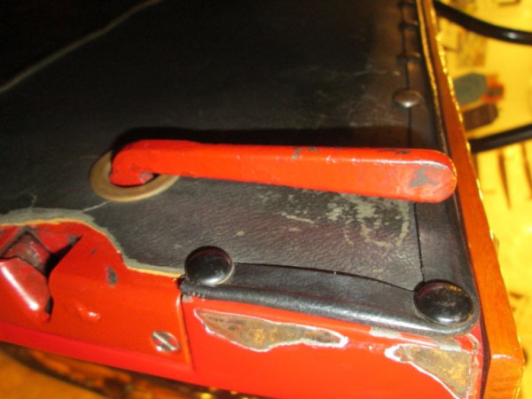latch 2.JPG