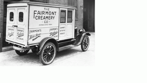 Fairmont 26-rear.gif