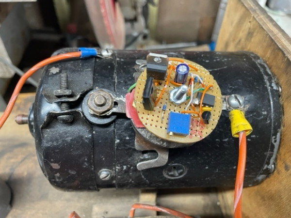 Regulator on generator
