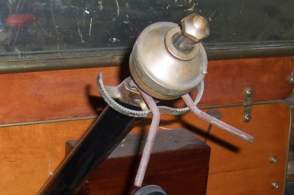 1911 gas spark rusty.jpg
