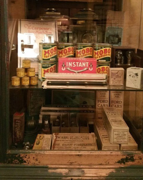 Misc accessories in showcase.jpg