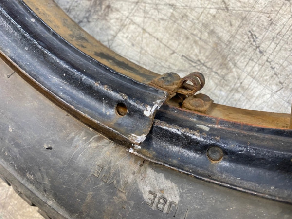 26T Rim damaged.jpeg
