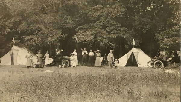 tenting.JPG