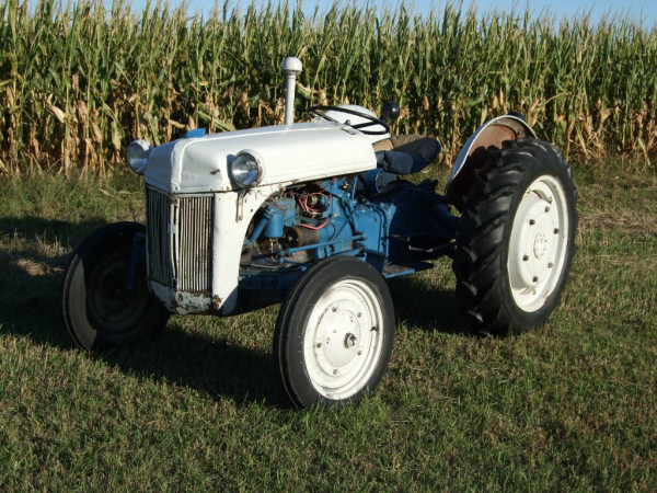 2008_1007Tractor0053.JPG