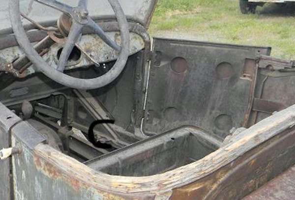 26 roadster.jpg