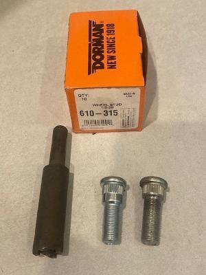 wheel studs.jpg