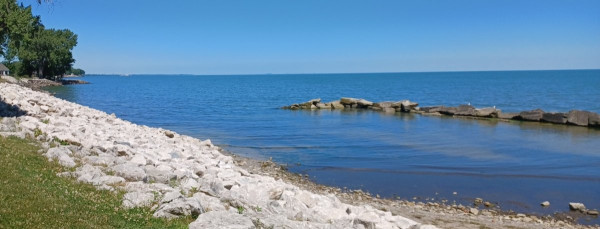 Beautiful Lake Erie. Where's all the boats?  $$ fuel!!