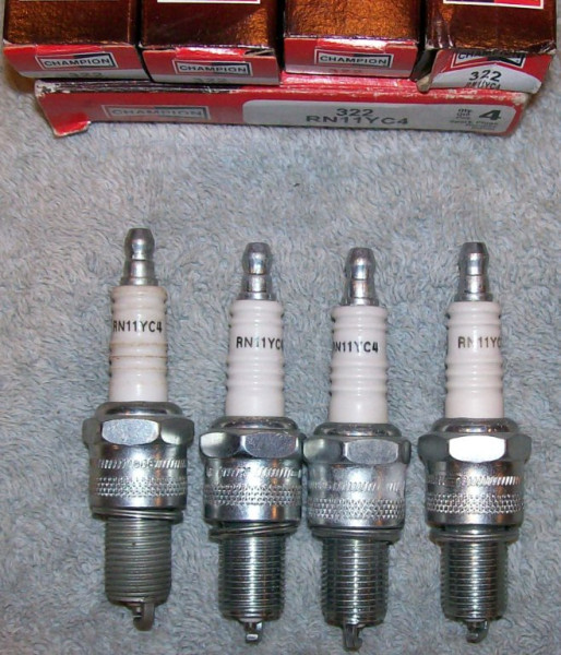 992 Model T Plugs #2.jpg