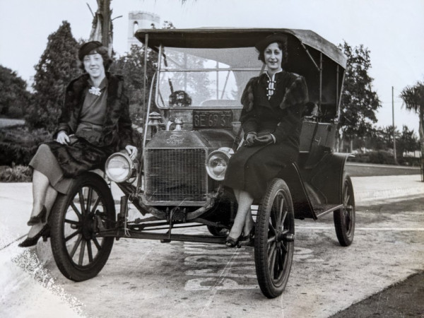 Beverly Hills girls sitting on T.jpg