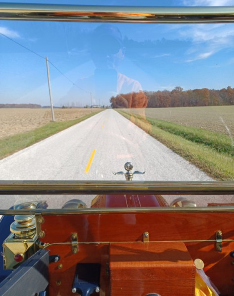 Sadly not much leaf color, but still gorgeous out in middle of nowhere.