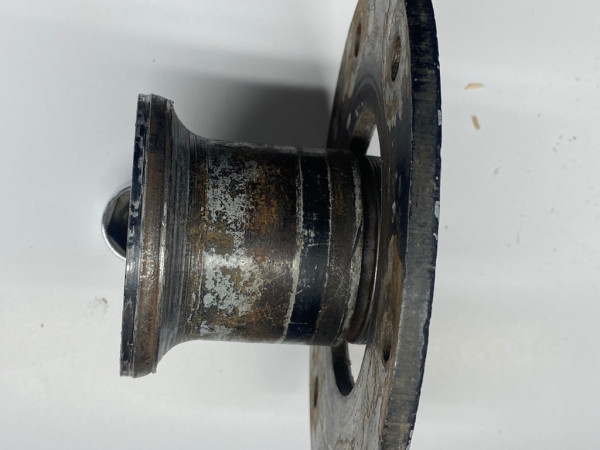 24T hub closeup.jpeg