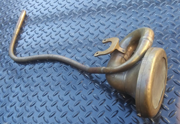 horn4.jpg