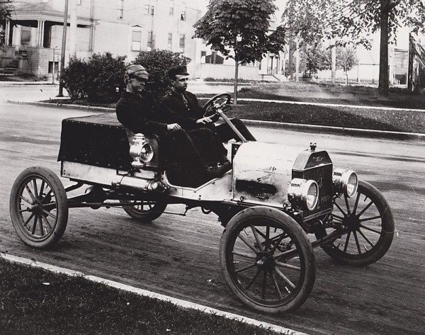 scott and smith in ford with number crossed out.jpeg