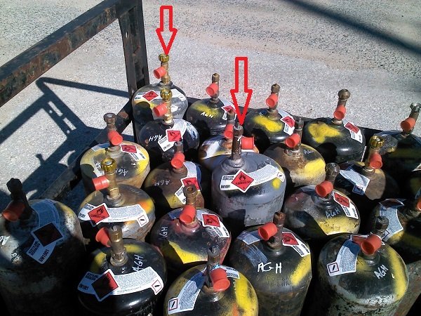 ARROWS - PREST-O-LITE TANKS