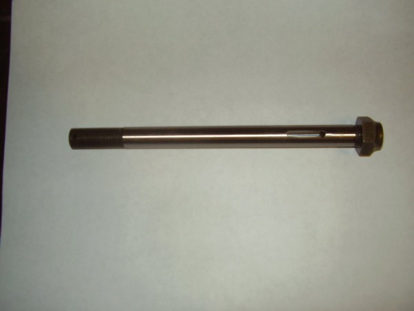 spindle bolt 002.JPG
