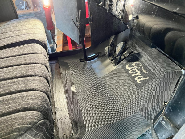 Seat F1.jpg