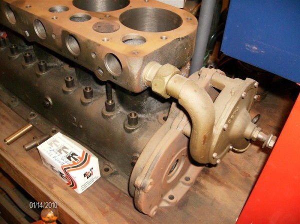 Waterpump installed - Ricks.jpg