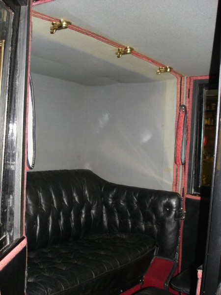 town car 002.jpg