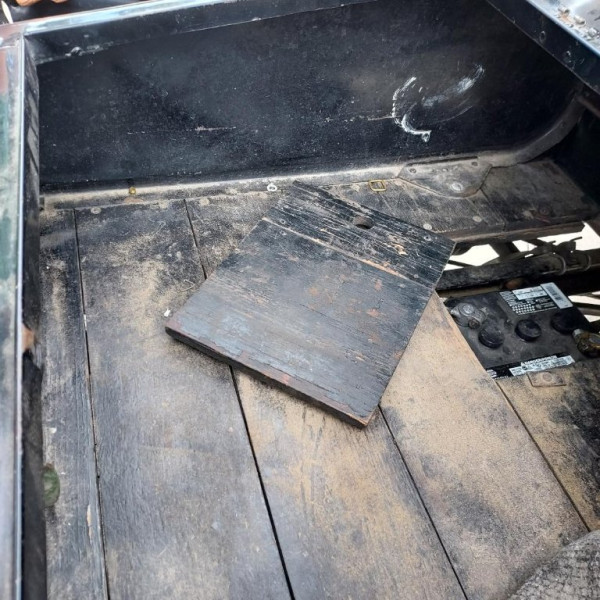 Roadster 1.jpg
