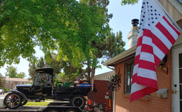 Flag and TT 2.jpg (260.41 KiB) Viewed 2395 times TT and Civil Peace Flag