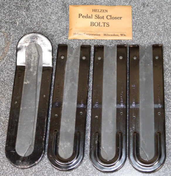 Helzen Pedal Slot closures Type A 1.jpg