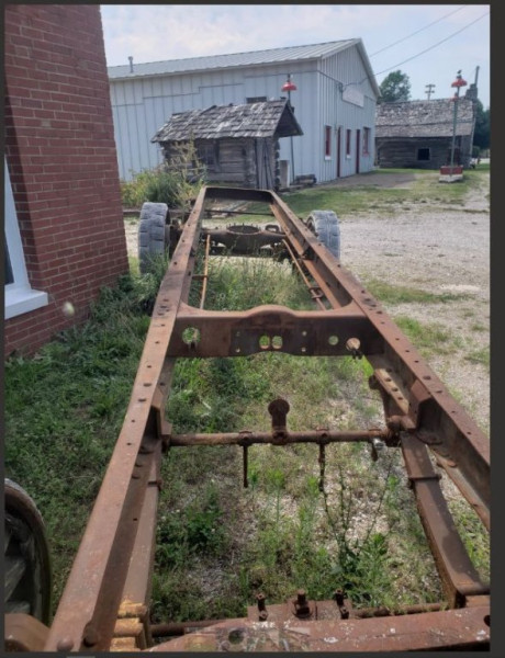 truck frame 2.JPG