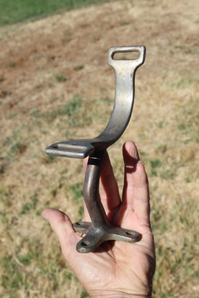 brass tire running board holder 1.jpg