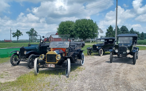 Our other cars out on tour today. Starting to look like fall ain't it?
