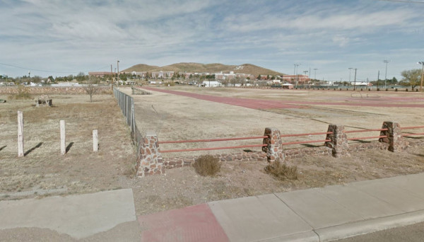 ALPINE TEXAS - JACKSON FIELD - E GALLEGO AVENUE.JPG
