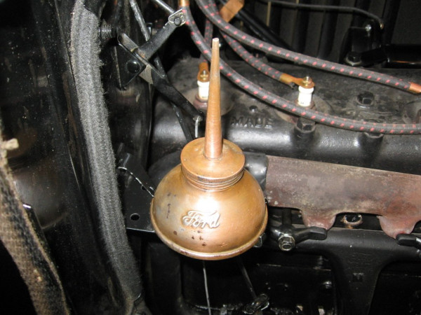 thread_on_spout_001.JPG