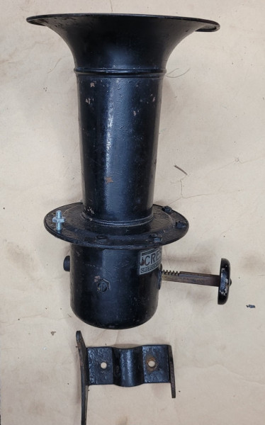 Horn1