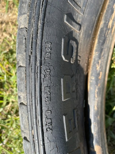Riverside Tire 5.jpg