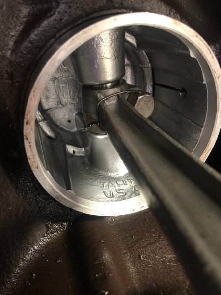 Piston2.jpg