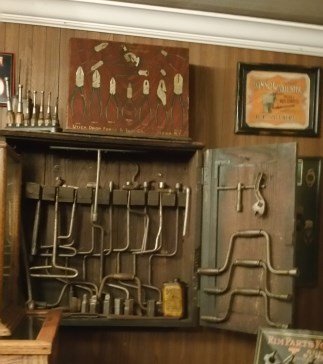 Model T tool cabinet.jpg