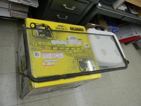 HUGE WINDSHIELD 009.JPG
