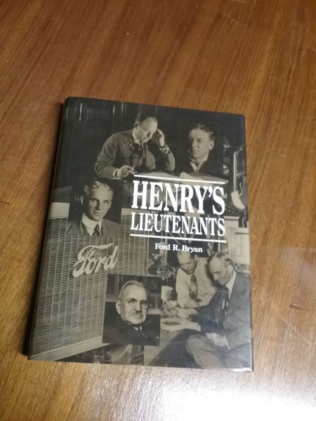 Book Henry's Luetenants 4.jpg