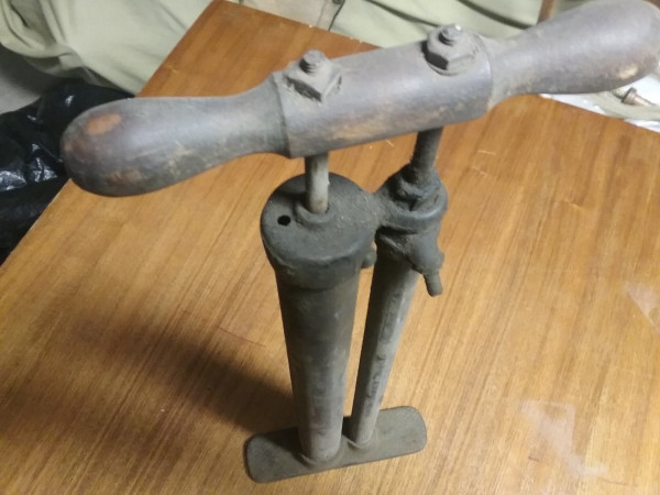 Tire pump Double Barrell  (1).jpg