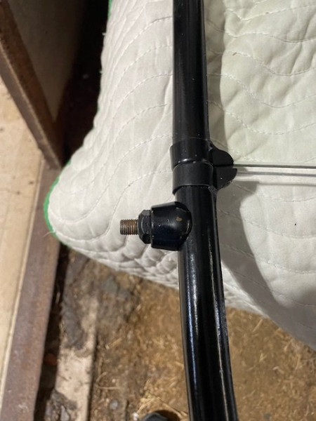 pivot nut?